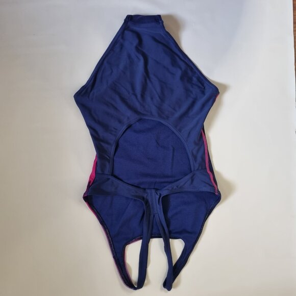 Huge Wardrobe Lot 10-Piece Bundle - Pants, Skirt, Tops, Swim - Picture 4 of 14